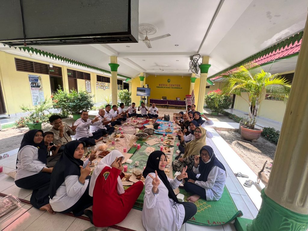 Makanan Khas “Kerang Rebus” Ramaikan Acara Punggahan PA Tanjungbalai
